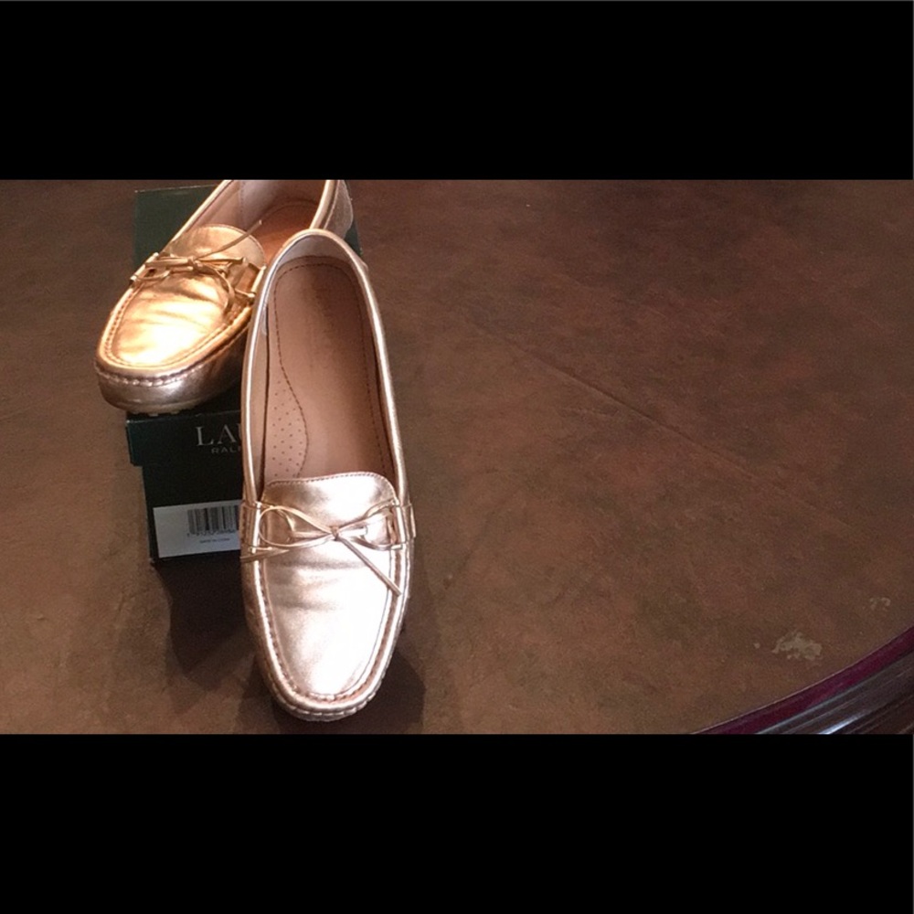 Ralph Lauren Briley Driving Moc Size 8 B
Pink Metallic Kidskin